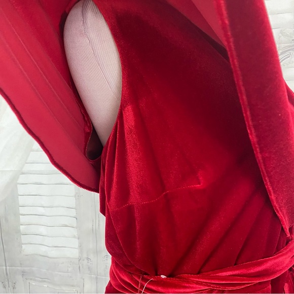 NEW Alex Marie Beth Velvet Jumpsuit Crimson Red Cape Sleeve V Neck Belted Formal - Picture 10 of 13
